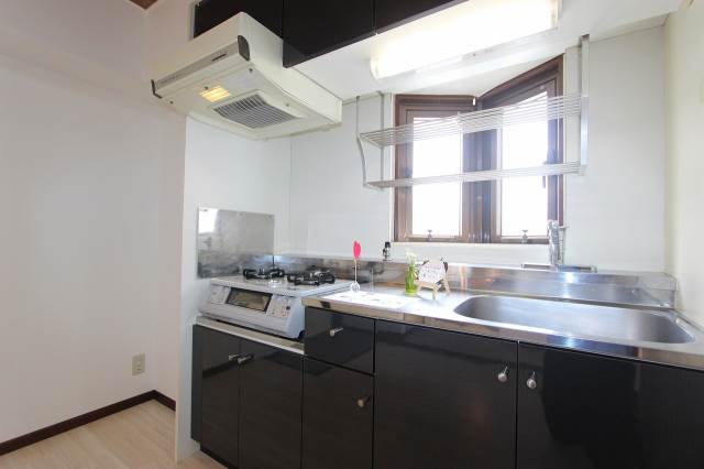 キッチン　キッチンは２口ガスコンロの新品を設置してますよ