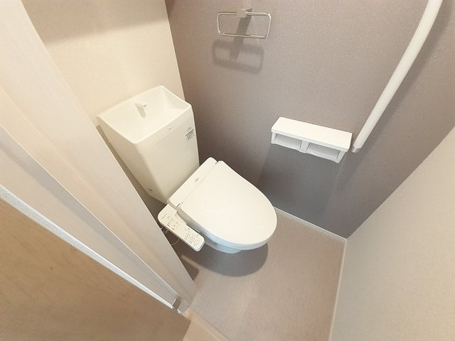 トイレ　同型イメージ