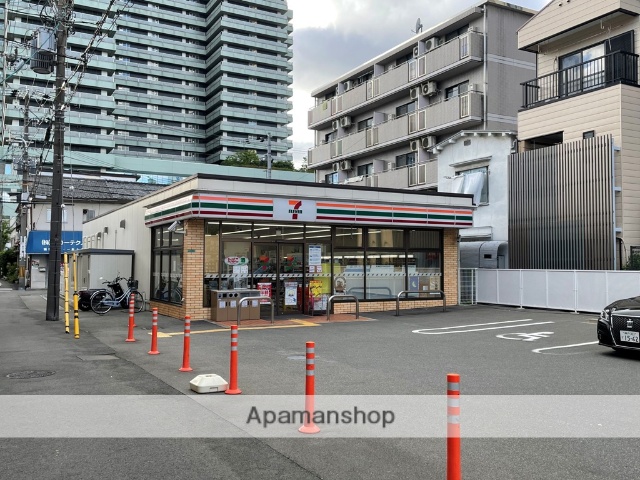 コンビニ　セブンイレブン（コンビニ）まで115m