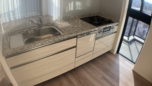 キッチン　食器洗浄乾燥機・ディスポーザー・浄水器付