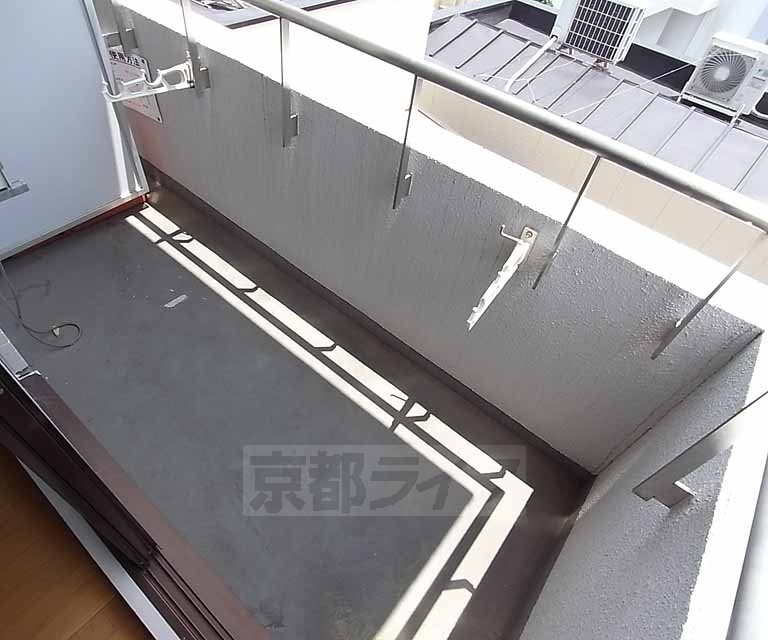 バルコニー　日当たり良好の広々バルコニーです！