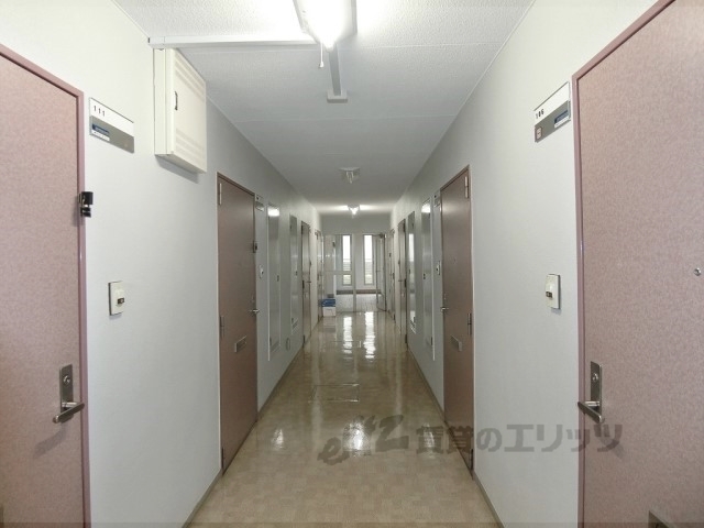 ロビー　ロビー