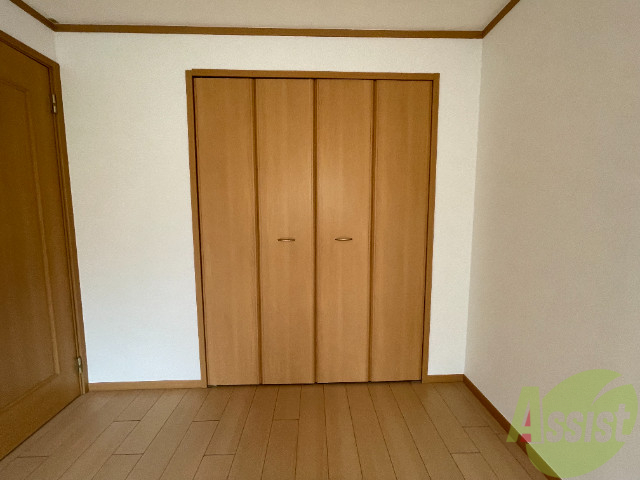 収納　こちらは収納です、大きくて荷物には困りませんね！