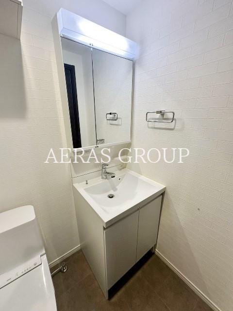 洗面設備　同仕様タイプ