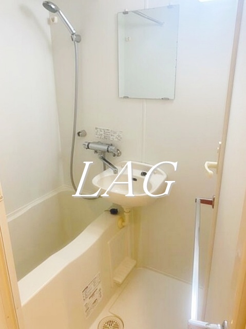 バス・シャワールーム　お風呂です。
