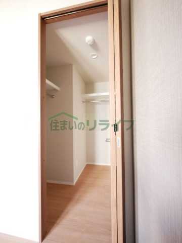 収納　ROYJENT SUGAMO EAST