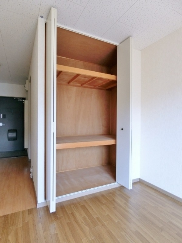 収納　図面と現状に相違がある場合には現状を優先