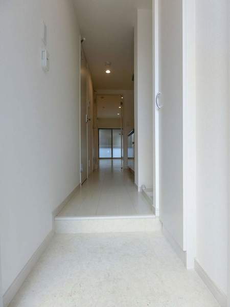 玄関　玄関から。