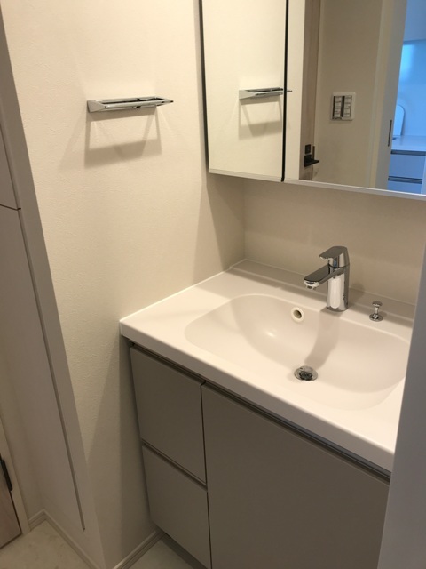 洗面設備　※写真は同タイプ住戸です。