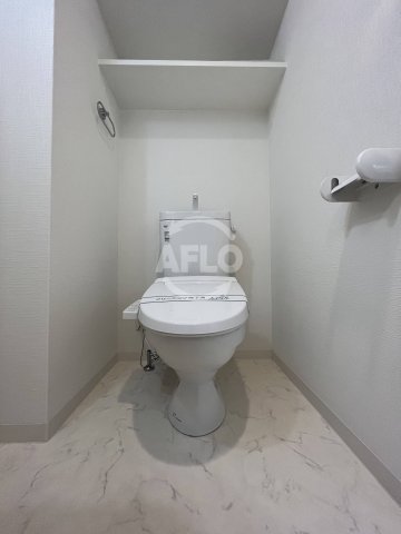 トイレ　Park Lane Minami(パークレーンミナミ）温水洗