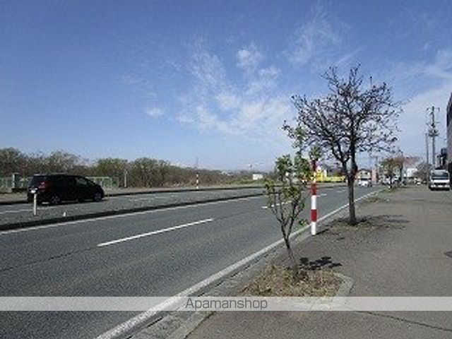 その他　周辺道路（その他）まで0m