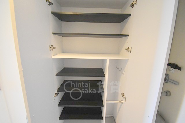 収納　シューズボックス