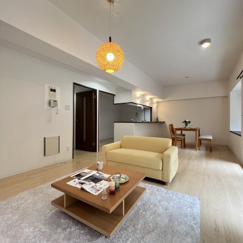 居室・リビング　同仕様タイプです