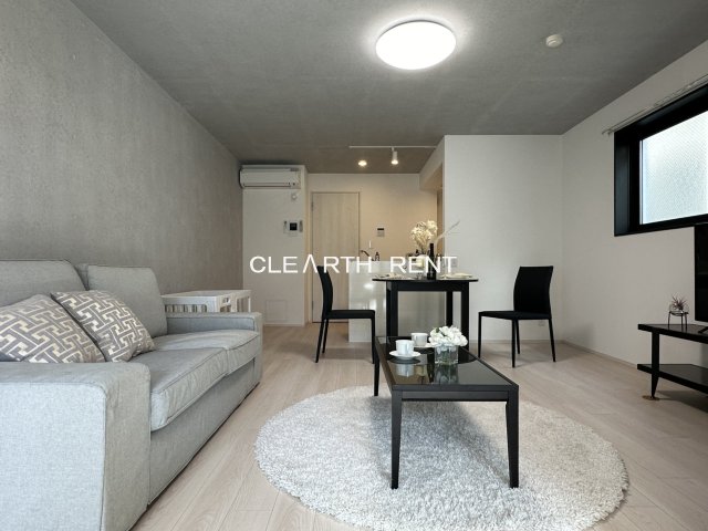 居室・リビング　LDKとベッドルームの扉を開けば20.4帖の開放的な空間に