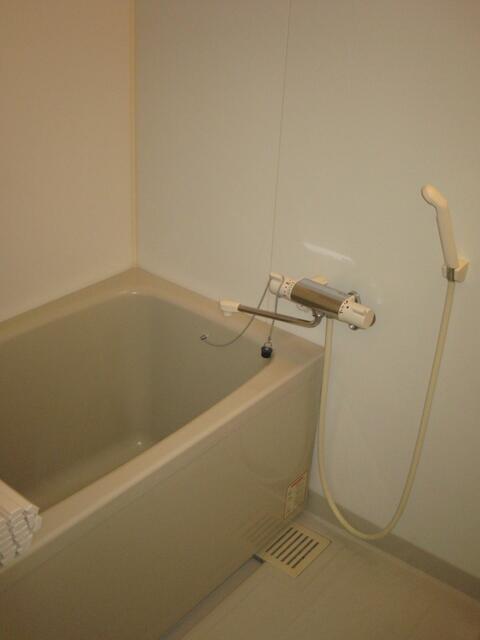 バス・シャワールーム　※他部屋参考写真