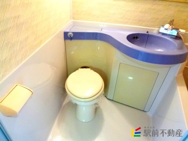 トイレ　※写真は同タイプ別部屋