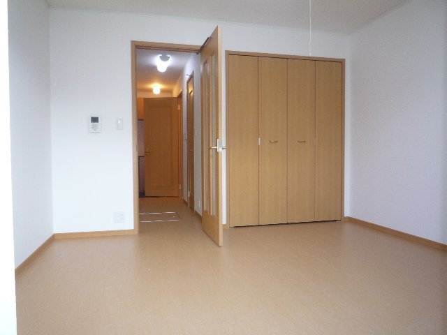 居室・リビング　明るい感じですよ♪