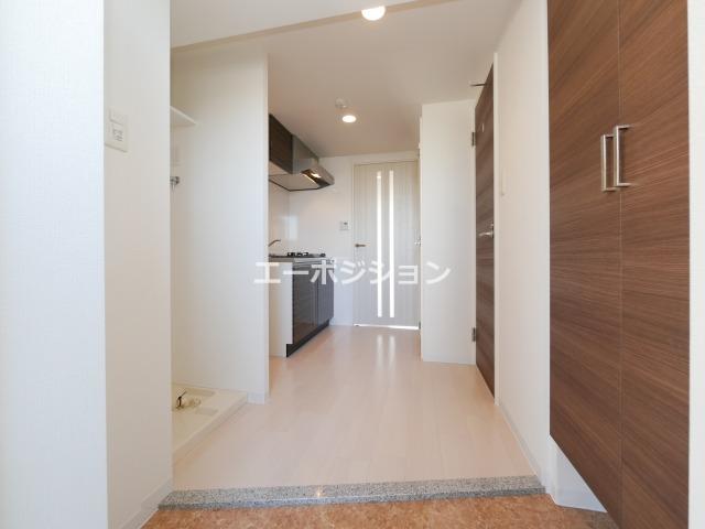 玄関　Luxe難波西III