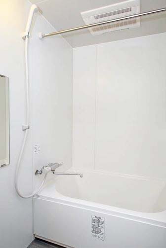 バス・シャワールーム　★浴室乾燥機付きバスルーム★