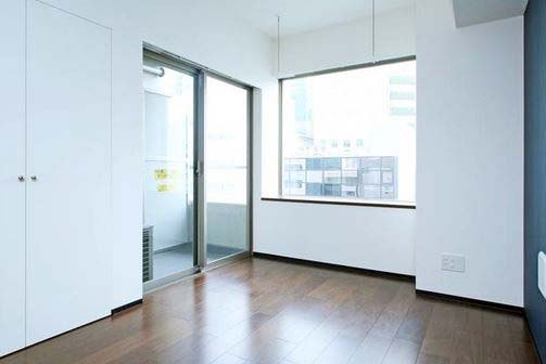 居室・リビング　★角部屋、3面採光、風通しも良好★