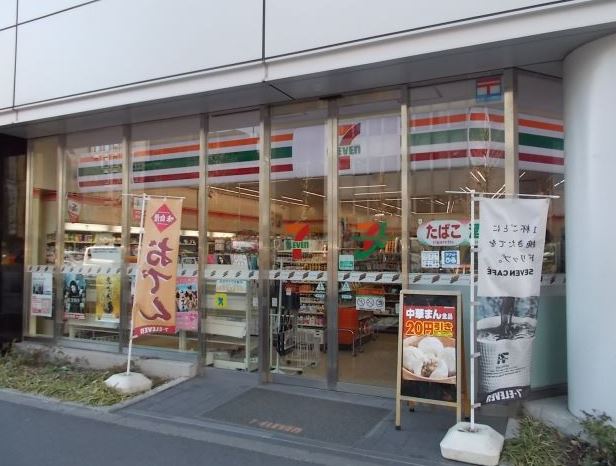 コンビニ　セブンイレブン新橋第一京浜店（コンビニ）まで44m