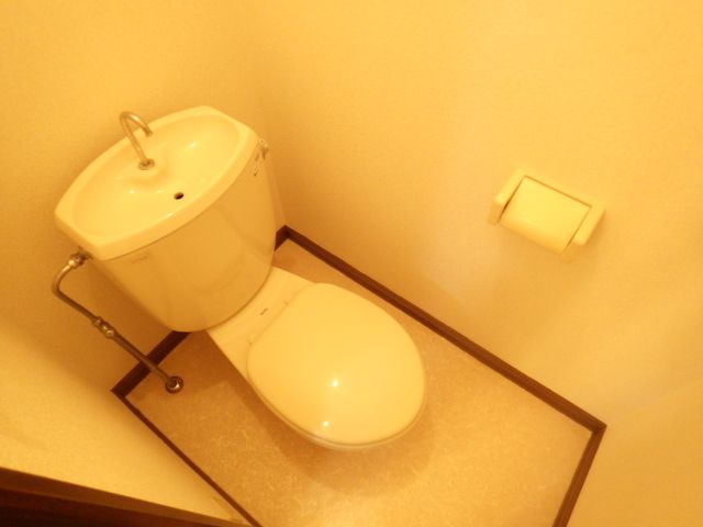 トイレ　同物件同タイプ