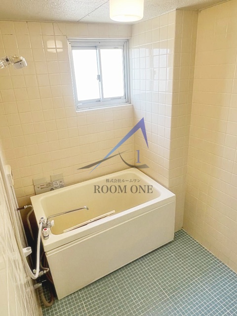 バス・シャワールーム　お風呂です。