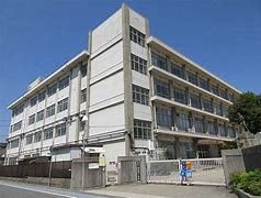 小学校　英賀保小学校（小学校）まで697m