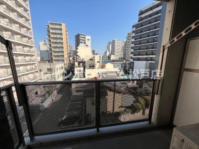 バルコニー　落ち着いた時間を過ごせるバルコニーです