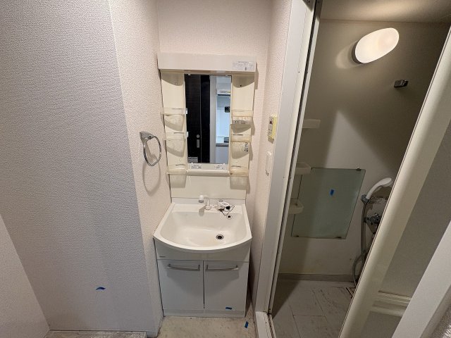 洗面設備　広い洗面スペース