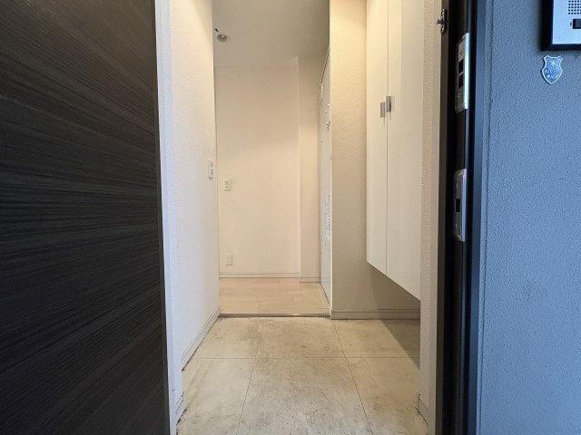 玄関　収納もある玄関です