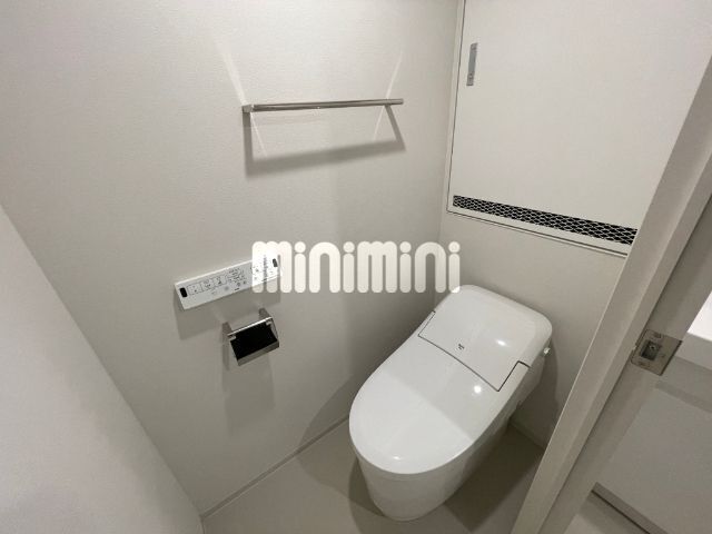 トイレ　別号室参考写真