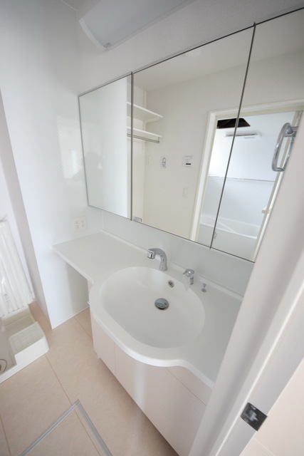 洗面設備　～忙しい朝の強ーい味方～