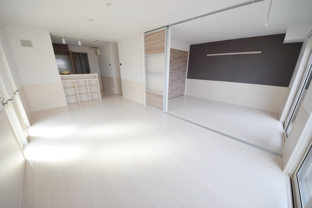 居室・リビング　～広々お部屋で気持ちいい～