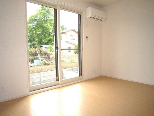 居室・リビング　★日当り良好★