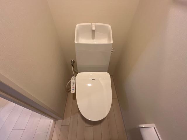 トイレ　シャワー付トイレ