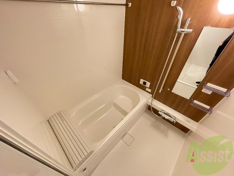 バス・シャワールーム　清潔感のある浴室！