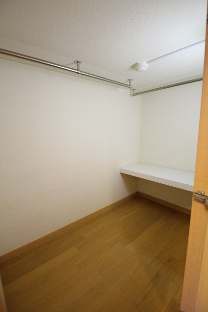 収納　同物件、別号室の写真です。