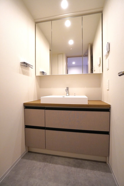 洗面設備　※写真は同タイプ住戸です。