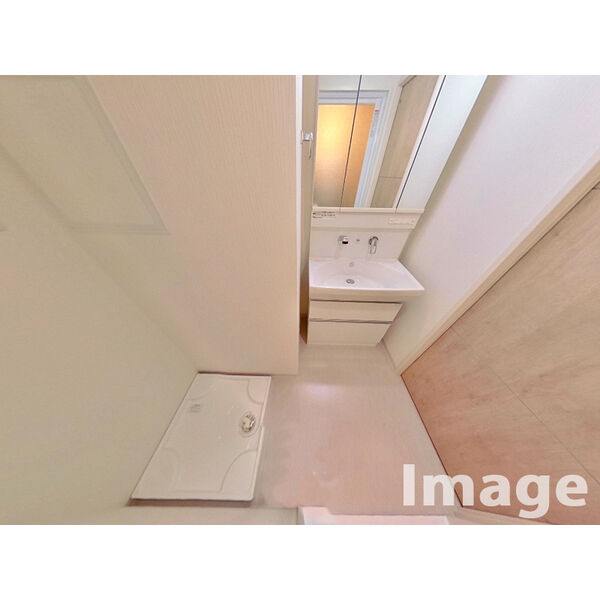 洗面設備　※502号室の写真です