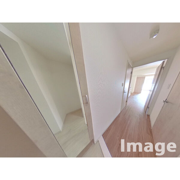 玄関　※502号室の写真です