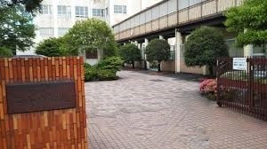 中学校　名古屋市立黄金中学校（中学校）まで1106m