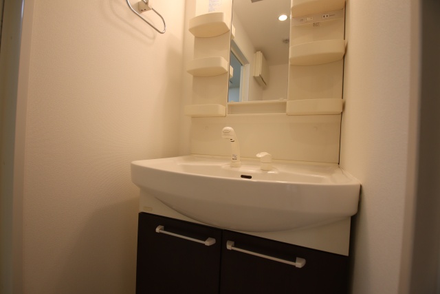 洗面設備　※別室の参考写真の為、現況優先です。
