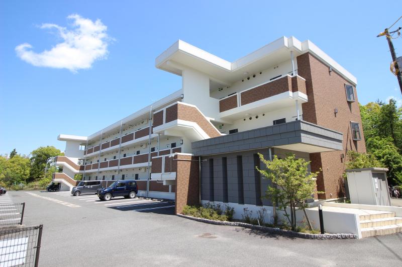 建物外観　アルドーレ　建物外観