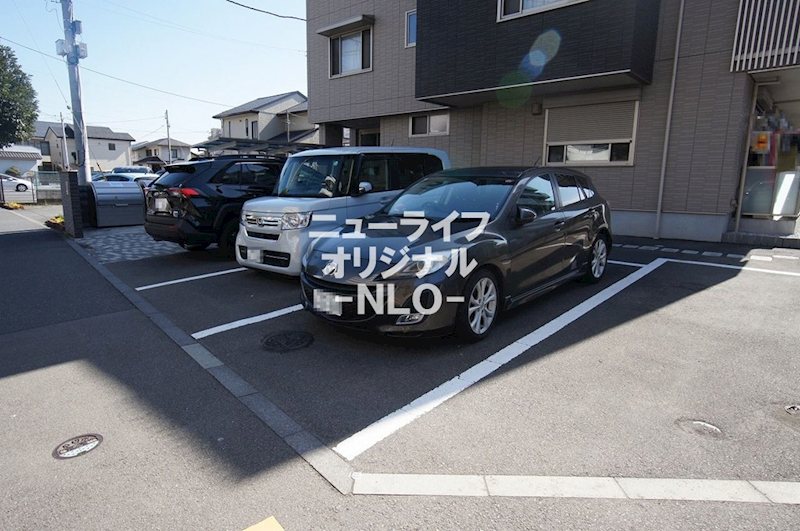 駐車場　いつでも目の届く敷地内駐車場☆