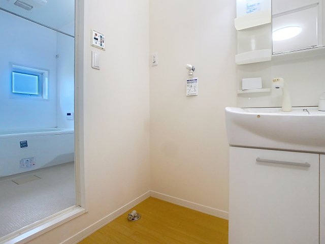その他設備　掲載写真は同一建物内の別間取りの部屋を掲載おります。実際のお