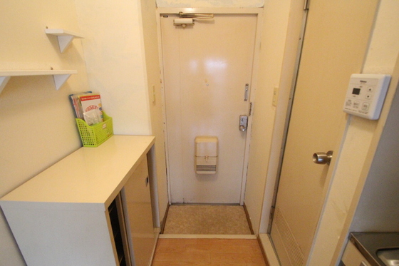 玄関　※別部屋の写真です