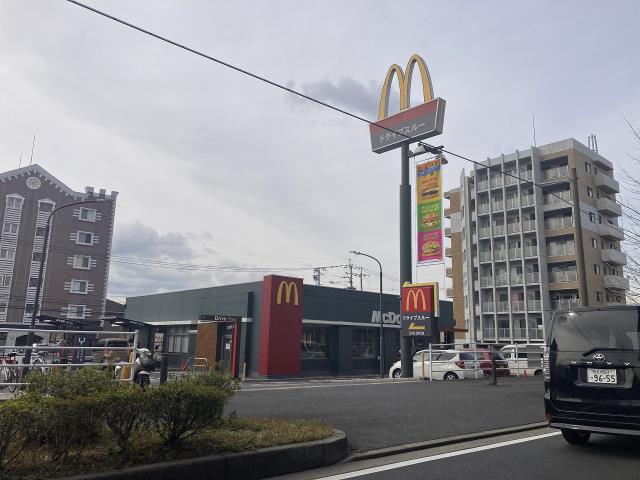 飲食店　マクドナルド横代店（飲食店）まで290m