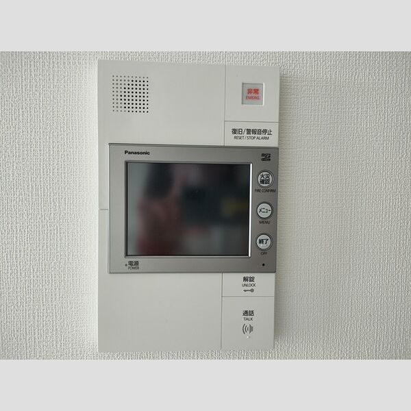 セキュリティ　TVモニター付きインターホン