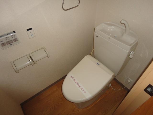 トイレ　トイレ
